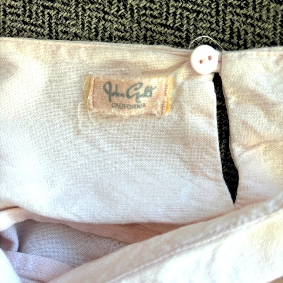 Brandy Melville | John Galt Soft Pink Crop Top - Picture 3 of 3